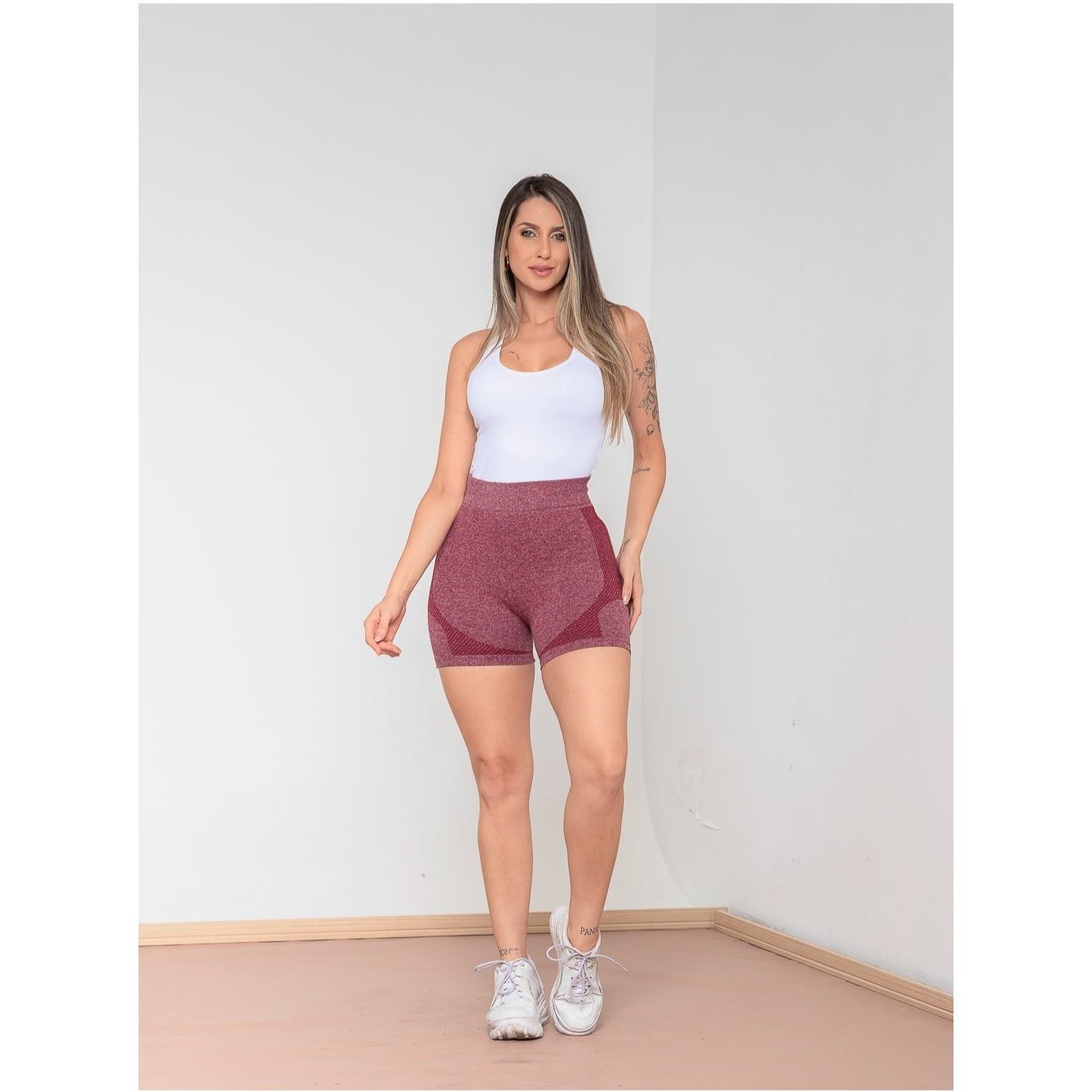 Shorts de ginástica femininos de cintura alta com compressão que levantam o bumbum