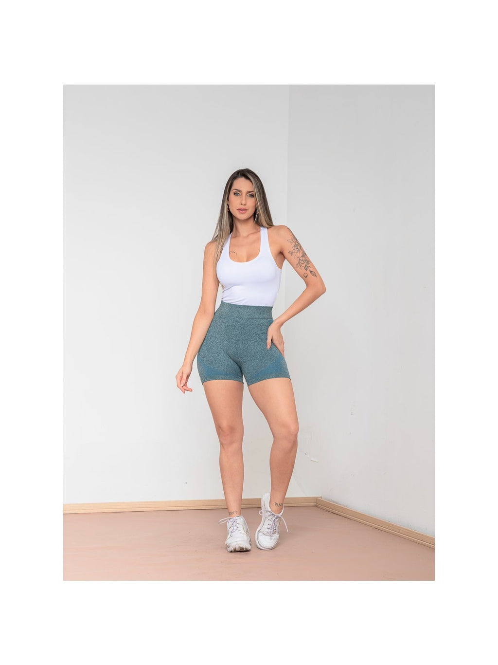 Shorts de ginástica femininos de cintura alta com compressão que levantam o bumbum