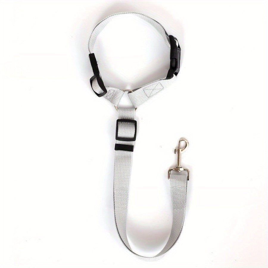 Cinto de segurança ajustável para animais de estimação, com guia de nylon 2 em 1 e cinto para o banco traseiro - Coleira resistente na cor roxa para viagens seguras, lavar à mão, fivelas de metal robustas.