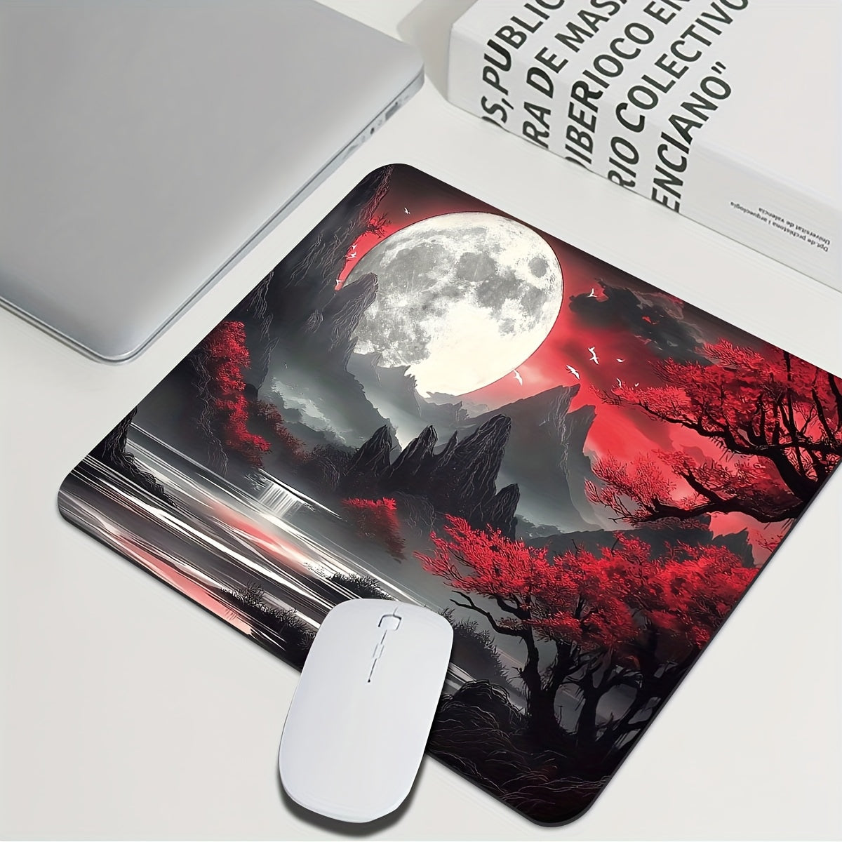 Tapete de teclado gamer extragrande e durável com estampa de lua escura