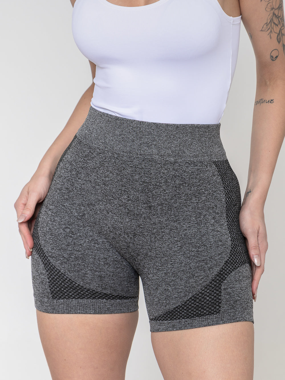 Shorts de ginástica femininos de cintura alta com compressão que levantam o bumbum