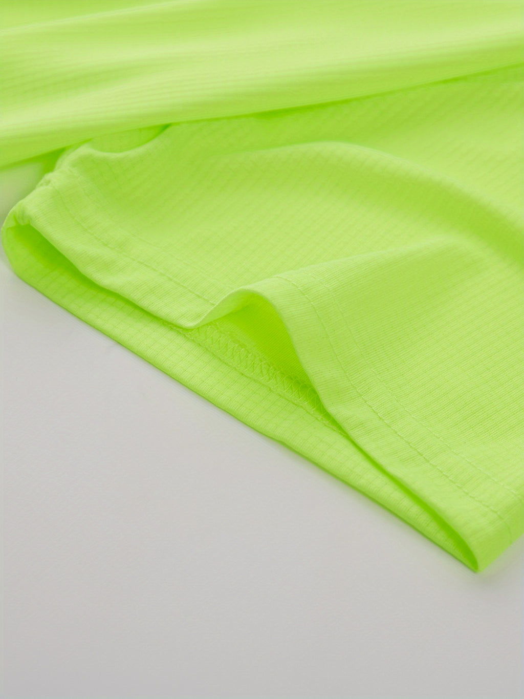 Camiseta Masculina Esportiva Ultrafina de Manga Curta – Leve, Respirável e de Secagem Rápida