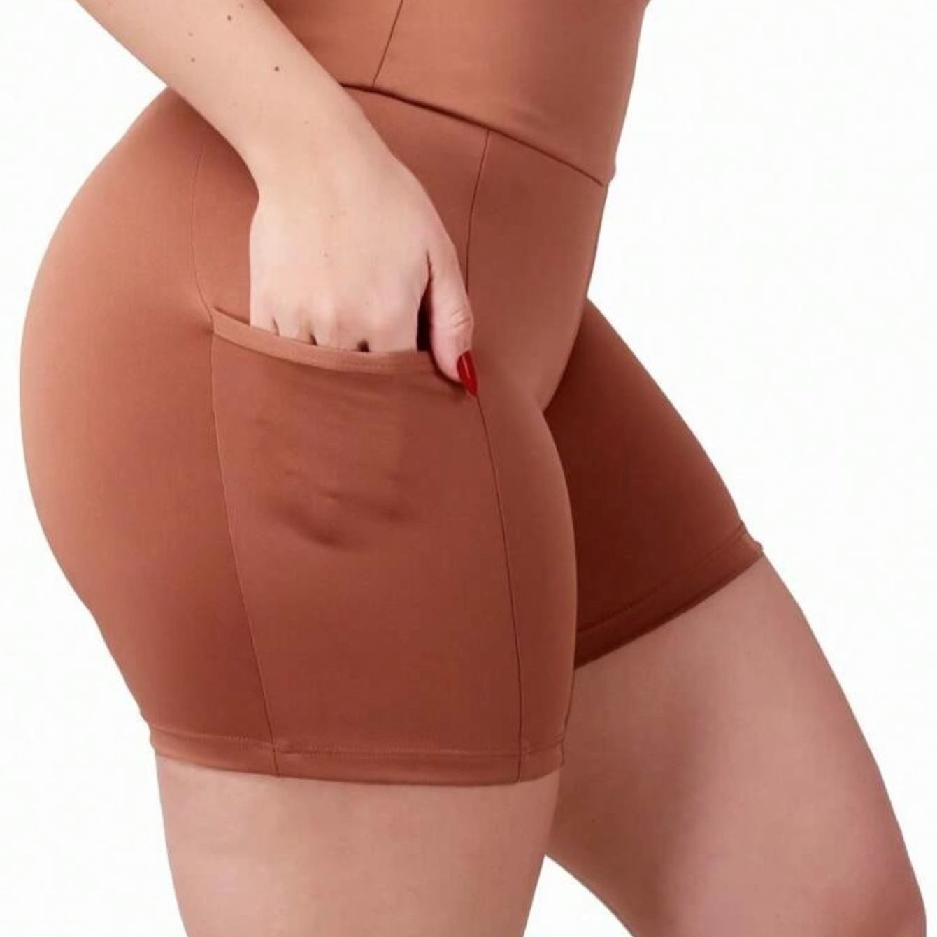 Shorts de ginástica com bolso, modelador que levanta o bumbum e cintura alta.