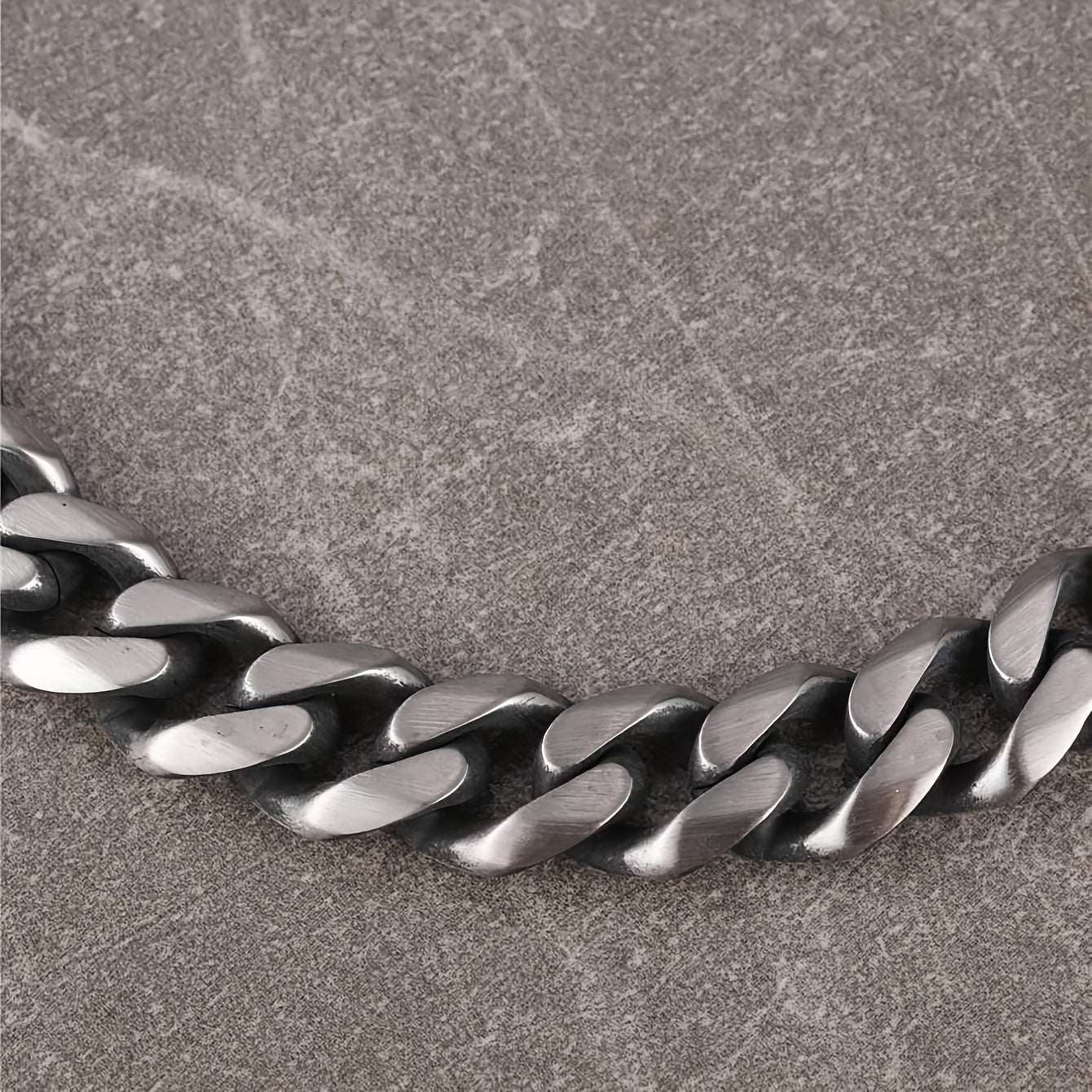 Pulseira masculina de aço inoxidável com elos cubanos