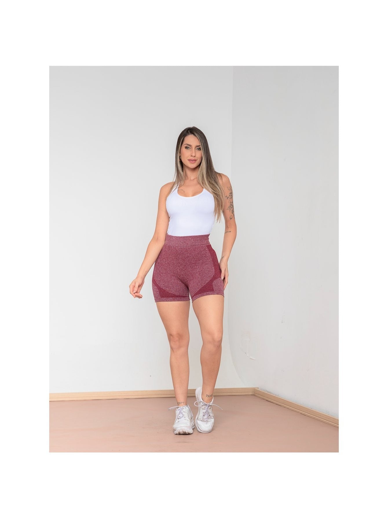 Shorts de ginástica femininos de cintura alta com compressão que levantam o bumbum