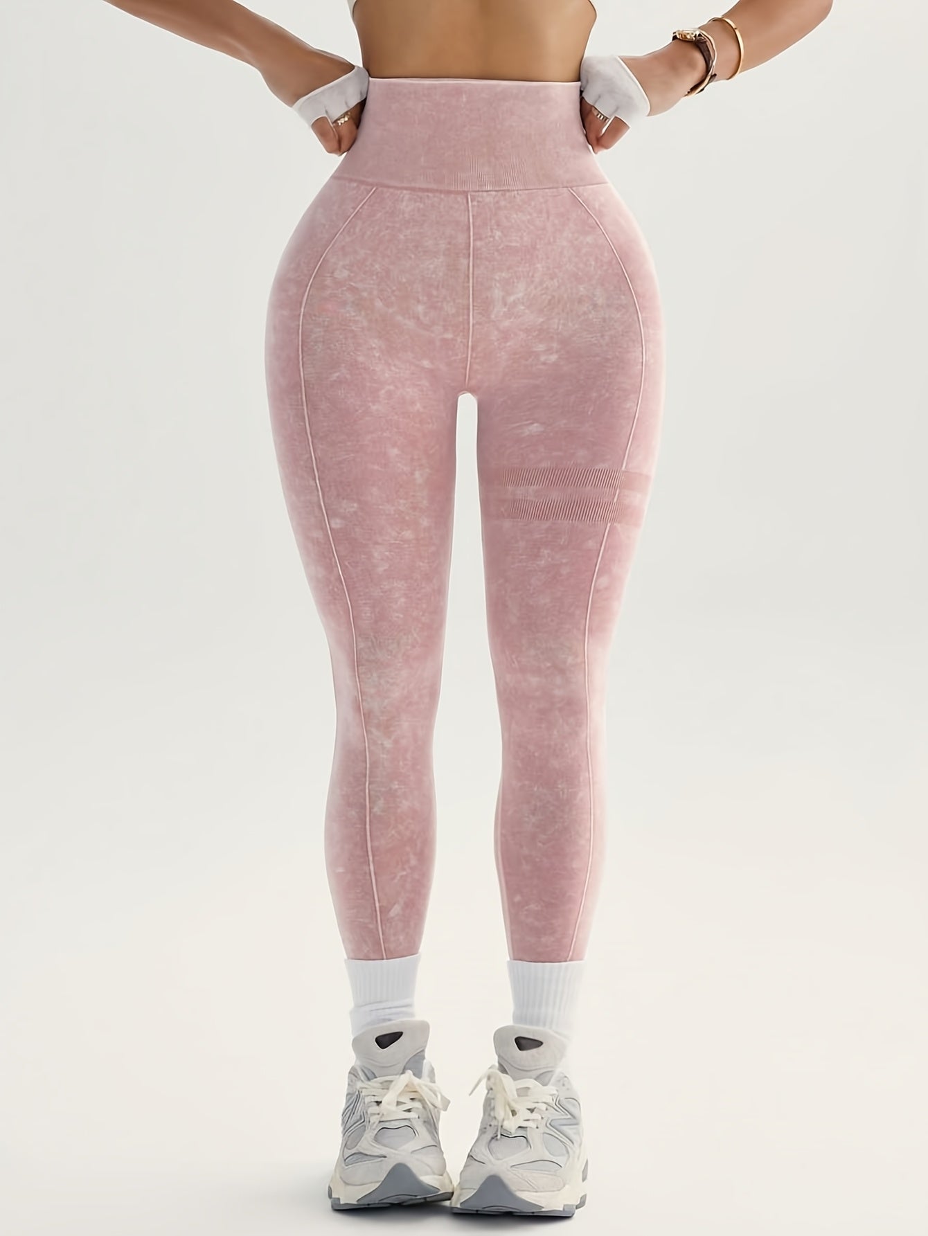 Leggings femininas estilosas e sem costura para a primavera e o verão de 2026, com lavagem que imita jeans. Altamente elásticas, confortáveis, respiráveis e com cintura alta para levantar o bumbum e modelar a silhue