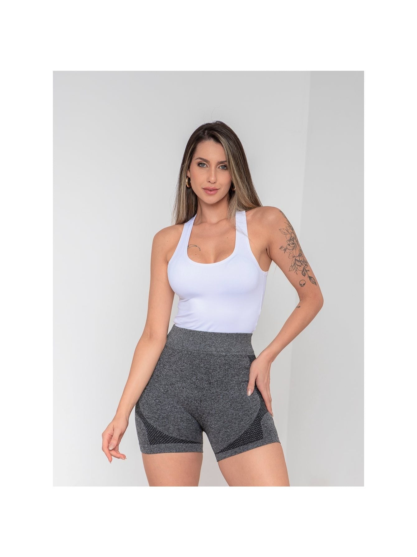 Shorts de ginástica femininos de cintura alta com compressão que levantam o bumbum